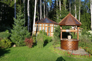 Ярославское ш. дер. Тарасовка. Отдельно стоящая восьмигранная беседка